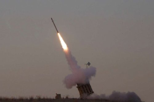 Suriyada neft emalı müəssisələrinə raket hücumu oldu