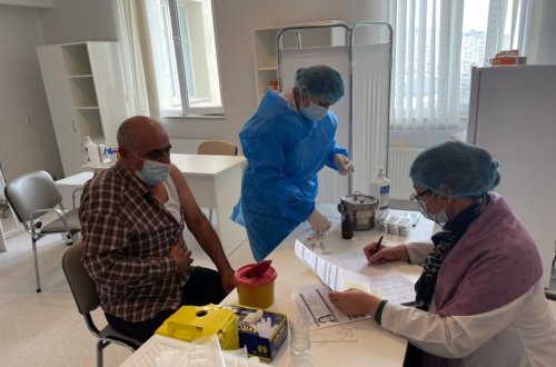 Suraxanı rayonunda koronavirusa qarşı vaksinasiya prosesi uğurla davam etdirilir
