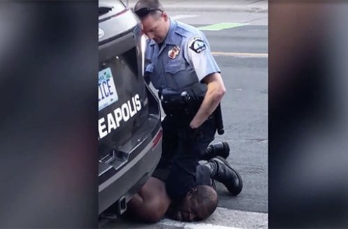 Minneapolis şəhər rəhbərliyi Floydun qətlinə görə 27 milyon dollar təzminat ödəyəcək