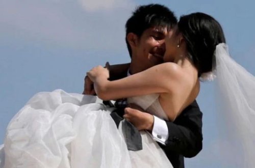 25 yaşlı evli qadın kişi çıxdı