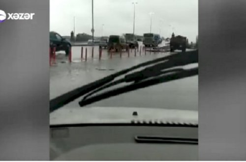 Törətdiyi qayda pozuntusunu paylaşdı: Polis araşdırmalara başladı (VİDEO)