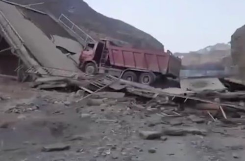 Dağıstanda körpü aşdı: Yaşayış məntəqələri ilə əlaqə kəsildi - VİDEO