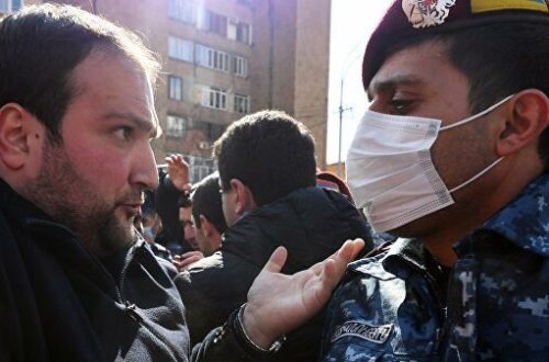 Ermənistanda hərbi vəziyyətin ləğvi təklif olundu: “Baş nazirin istefasına maneə yaradır”