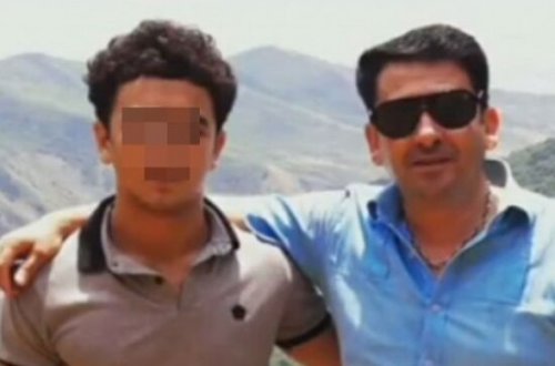 Məhkəmə tanınmış gitaraçını öldürən oğlu ilə bağlı QƏRAR VERDİ