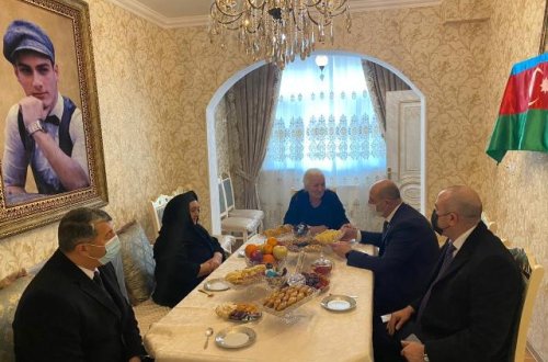 Nəsimi rayonunda İlaxır çərşənbəsi günü 3 şəhid ailəsinin mənzilinin əsaslı təmiri başa çatdırılıb