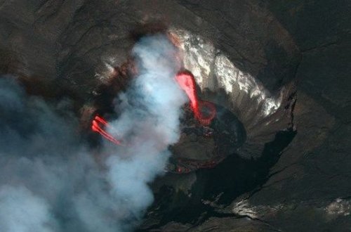 Dünyanın ən böyü vulkanı oyanır: İnsanlara xəbərdarlıq edildi - FOTO