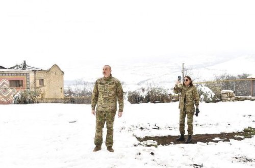 Ильхам Алиев и Мехрибан Алиева посетили дворец Панахали хана - ВИДЕО