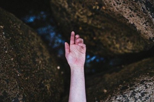 МВД начало расследование в связи с жестоким избиением девушек в Баку - ОБНОВЛЕНО