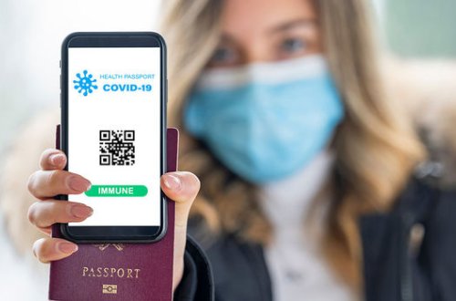 Еврокомиссия представила проект COVID-паспортов