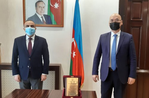 Azay Quliyev Osman Gunduzü təltif edib – FOTOLAR