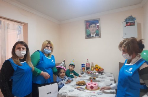 DÖVLƏT KOMİTƏSİ şəhid və qazilərin ailələrinə, həmçinin aztəminatlı və xüsusi qayğıya ehtiyacı olan  ailələrə səfərləri davam etdirir