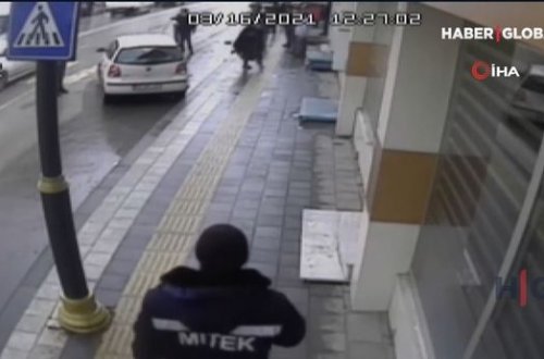 Piyada ölümdən son anda xilas oldu - ANBAAN VİDEO