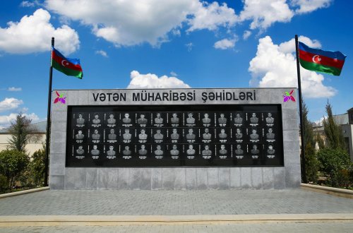 Binəqədi rayonunda Binəqədi şəhidlərinin xatirəsinə “Memorial Abidə Kompleksi” ucaldılmışdır