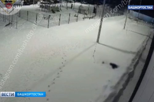 12-ci mərtəbədən yıxılan uşaq sağ qaldı - VİDEO