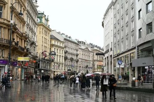 Avstriyada koronavirus testi olmadan mağazalara giriş qadağan edilir