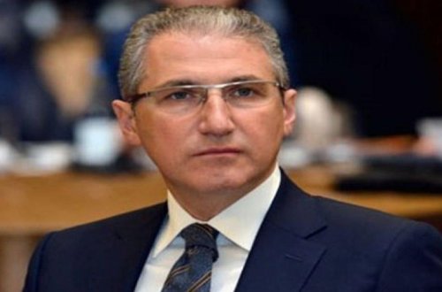 Azərbaycanda nazirin istefası tələb edildi — Ərəblərə görə