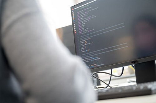 Новый опасный вирус атаковал десятки тысяч компьютеров на Windows