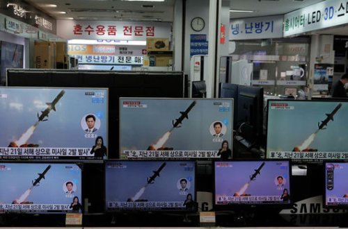 В Японии заявили, что КНДР испытала ракеты новой модификации