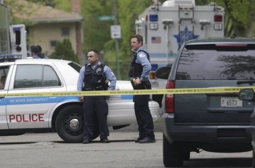 Один человек погиб и не менее семи ранены в результате стрельбы в Чикаго