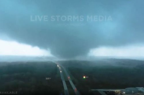 ABŞ-dakı dəhşətli qasırğanın görüntüləri yayılıb – VİDEO