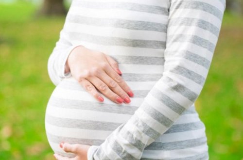 Kofenin ana bətnindəki uşağa təsiri açıqlandı