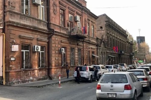 İrəvanda qədim Azərbaycan izi: Sarayın cəmi bir otağı qalıb - FOTOFAKT