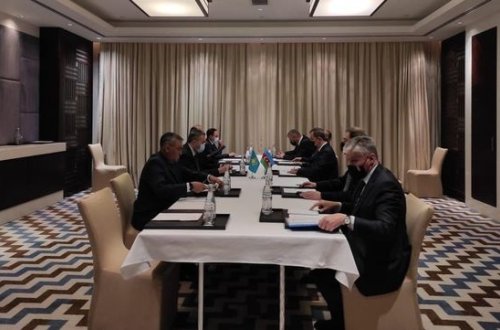 Ceyhun Bayramov Qazaxıstanın xarici işlər naziri ilə görüşdü