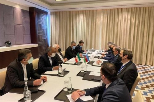 Джейхун Байрамов встретился с иранским коллегой