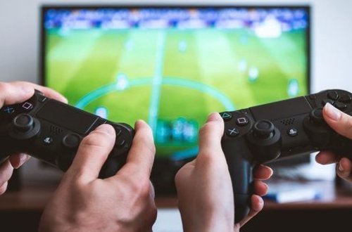 В Лянкяране чайный дом и игровой зал нарушали правила карантина