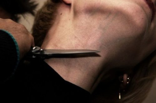 В Гаджигабуле женщину убили на глазах у малолетнего сына