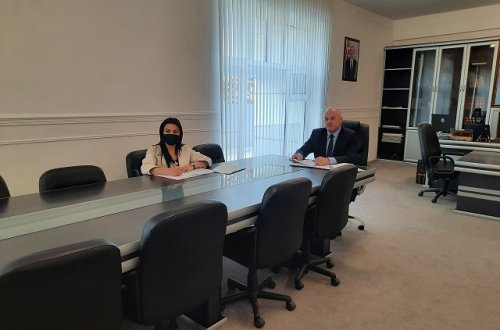 30 mart 2021-ci il tarixində Mingəçevir şəhər İcra Hakimiyyəti başçısı yanında Şuranın onlayn iclası keçirilib - FOTOLAR