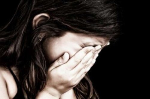 Azərbaycanda ata qızını bacısına HƏDİYYƏ VERDİ - FOTO