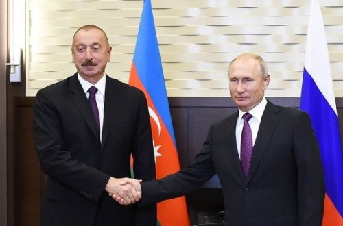 Putin İlham Əliyevə zəng etdi