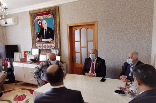 Suraxanı rayonunda şəhid ailələri mütəmadi olaraq ziyarət olunur - FOTOLAR