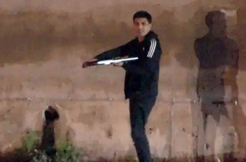 Qaçmağa yer tapmayanda silahı özünə tuşladı - VİDEO