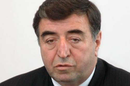 Əhməd Əhmədzadə vəzifəsindən azad edilib