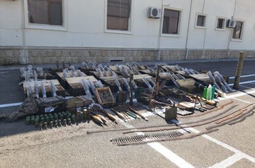 В Физули обнаружено большое количество оружия и боеприпасов - ФОТО/ВИДЕО