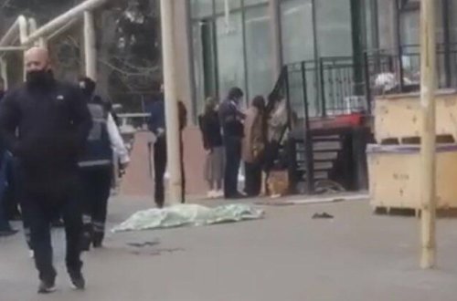 Bakıda gənc qız intihar etdi - VİDEO