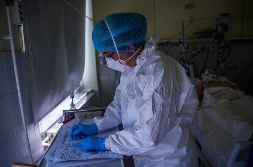 Американский эпидемиолог: США переживают четвертую волну COVID-19