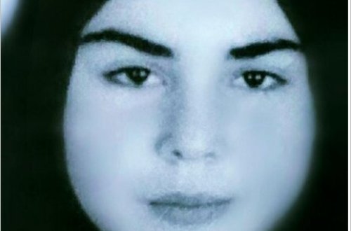Psixoloji problemləri olan 17 yaşlı qızdan DƏHŞƏTLİ ƏMƏL - FOTO