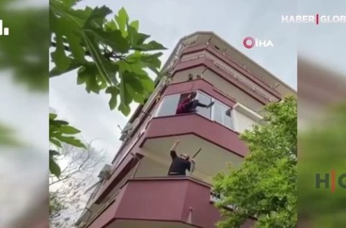 Mənzilinə daxil olmaq üçün həyatını təhlükəyə atdı - VİDEO