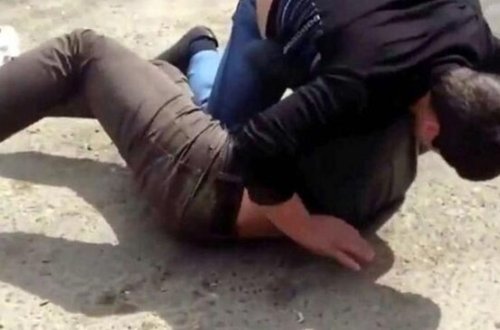 Analarının münasibətdə olduğu şəxsi evə çağırdılar və… - Azərbaycanda FİLM KİMİ OLAY