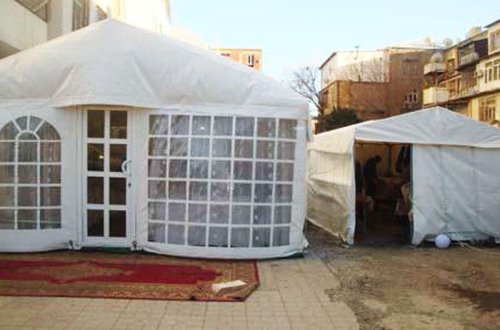 Evdə 8 nəfərlə yas keçirənlər cərimələndi