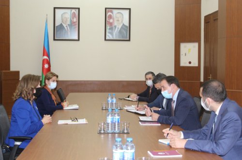 “Azərbaycan üzrə 2021-2025-ci illər üçün yeni Ölkə Proqramı”nın müzakirəsi keçirildi