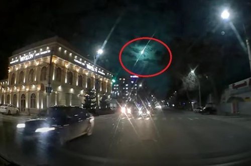 Bişkek səmasındakı “yaşıl işıq” narahatlığa səbəb oldu - VİDEO