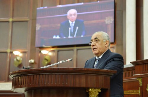 Baş nazirdən dövlət qulluqçuları ilə bağlı QƏRAR