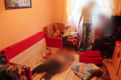 Dəhşətli QƏTL: Sevgilisini, anasını və bacısını öldürdü - 3 gün meyitlərlə yaşadı