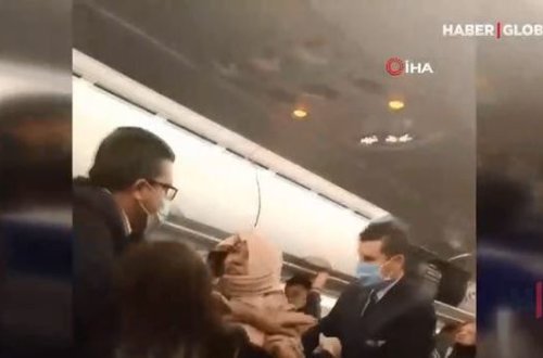 Təyyarədə dava-dalaş səbəbindən uçuş beş saat gecikdi – VİDEO