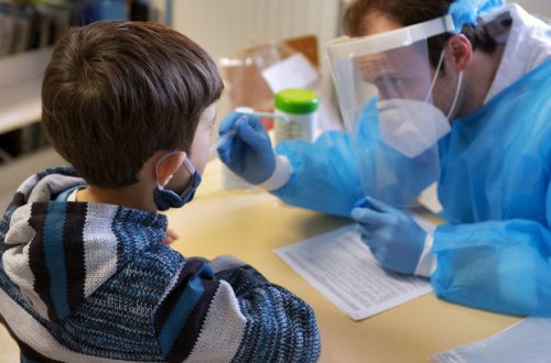 Hansı uşaqlar üçün COVID-19 daha təhlükəlidir? - Baş pediatr AÇIQLADI