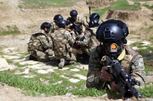 Azərbaycan Ordusunun sülhməramlı bölmələrində təlim məşqləri keçirildi - VİDEO